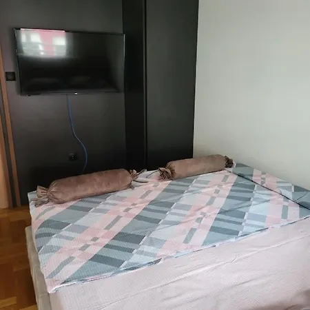 아파트 Proximus 1